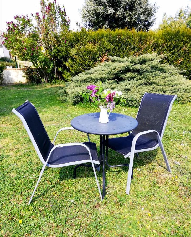 Vaux-sur-Vienne Chambre Privee Calme,Campagne,Etape,Deplacement Pro,Abri Moto Velo,Parking מראה חיצוני תמונה
